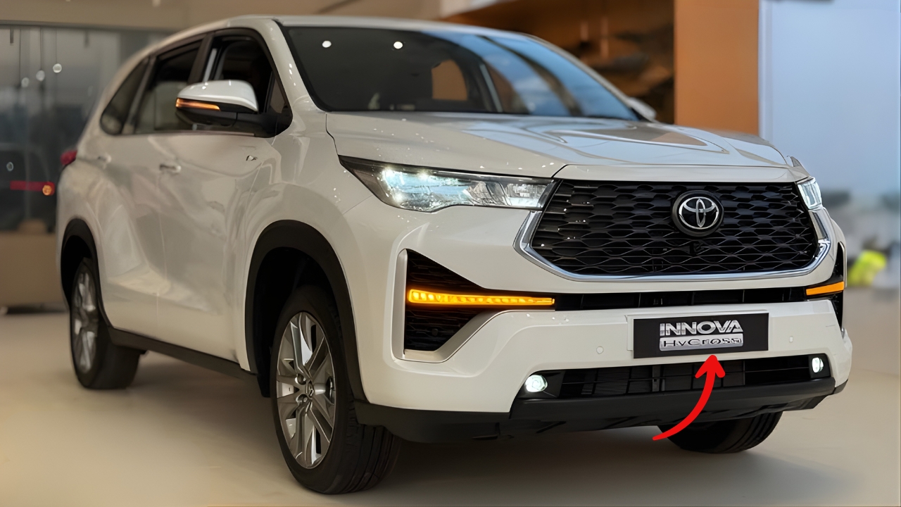 Toyota Innova Hycross